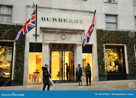 burberry london outlet price|burberry factory outlet london.